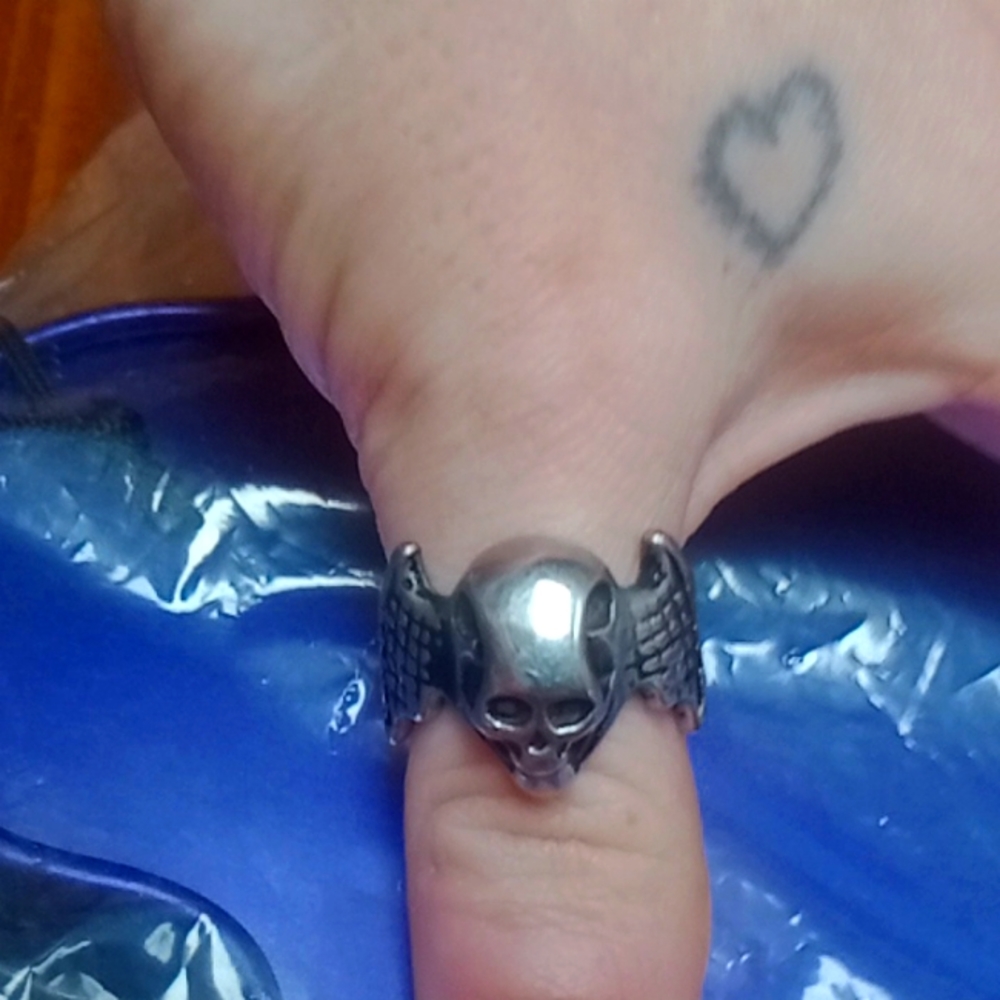 Men's ring